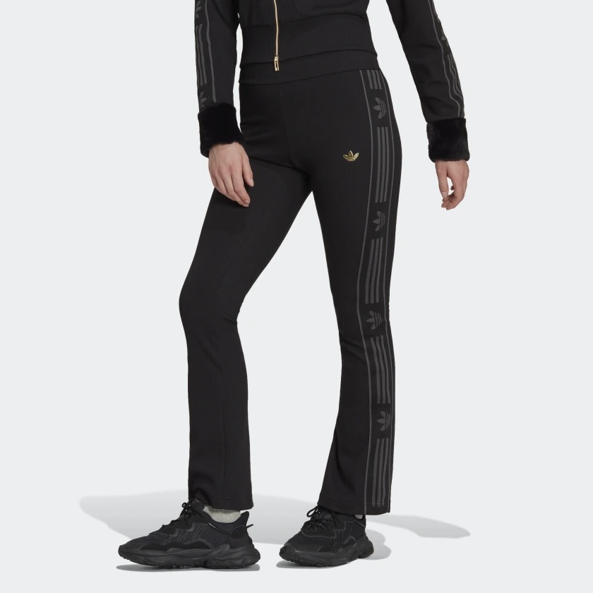 LEGÍNY ADIDAS SKI CHIC FLARED RIB